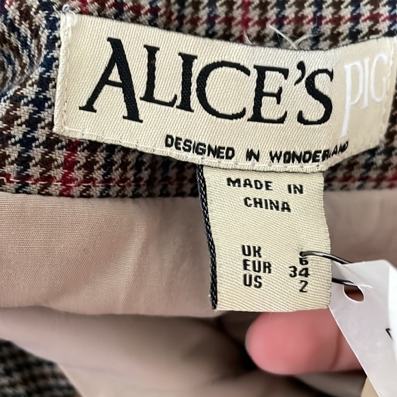 Alice’s Pig • Skirt - Picture 8 of 8